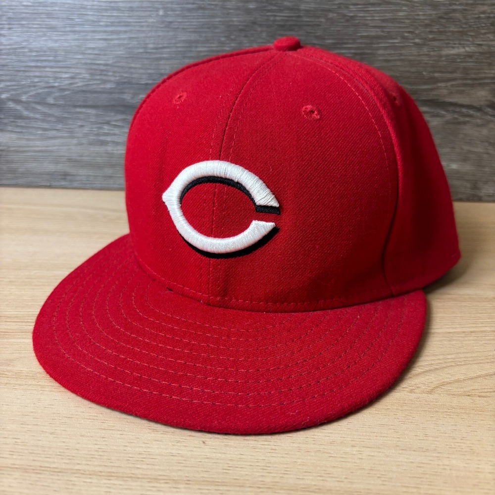 Cincinnati Reds Hat Cap Fitted 7 3/4 Red MLB Baseball New Era USA Made
